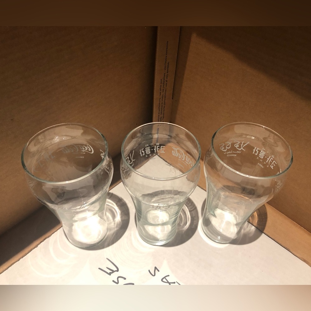 Coca Cola Clear Glass Multi-languages Set - Picture 3 of 9